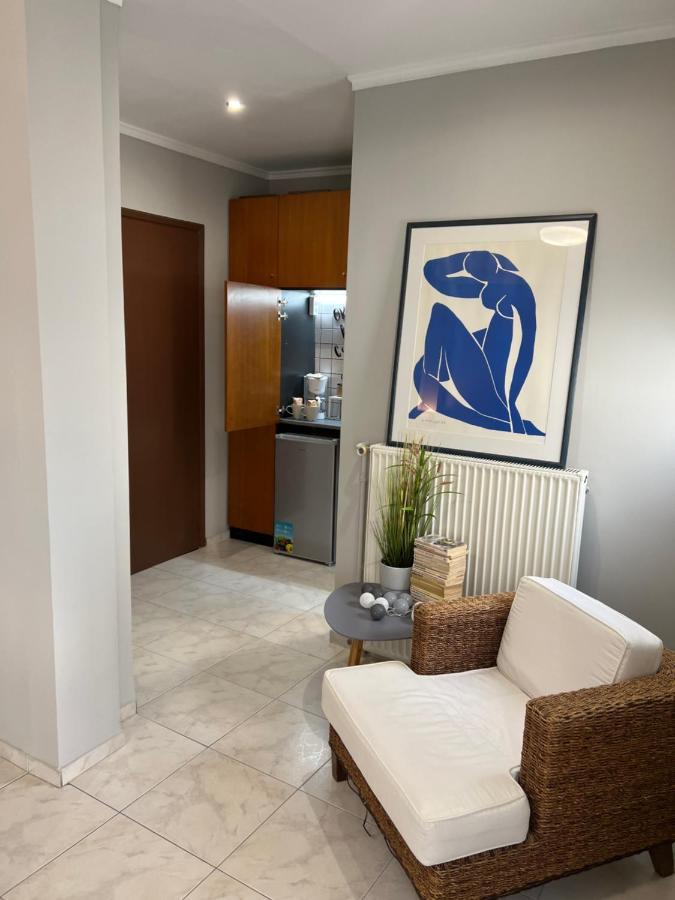 شقة Living Near Acropolis By Sylvia Staikou At Nikis Str أثينا المظهر الخارجي الصورة